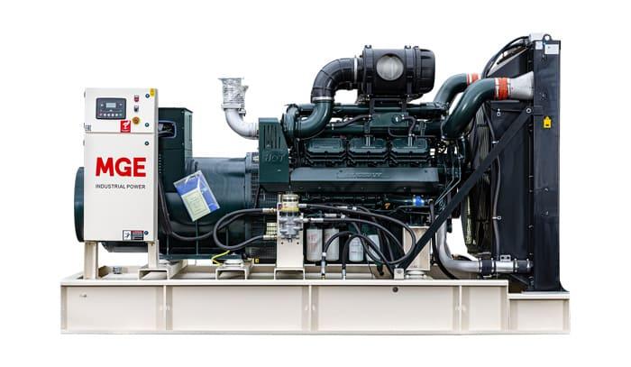 Дизельный генератор MGE p640DN с АВР DP222CB