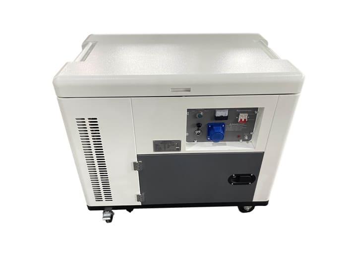 Дизельный генератор Амперос LDG 10000S в шумозащитном кожухе с АВР